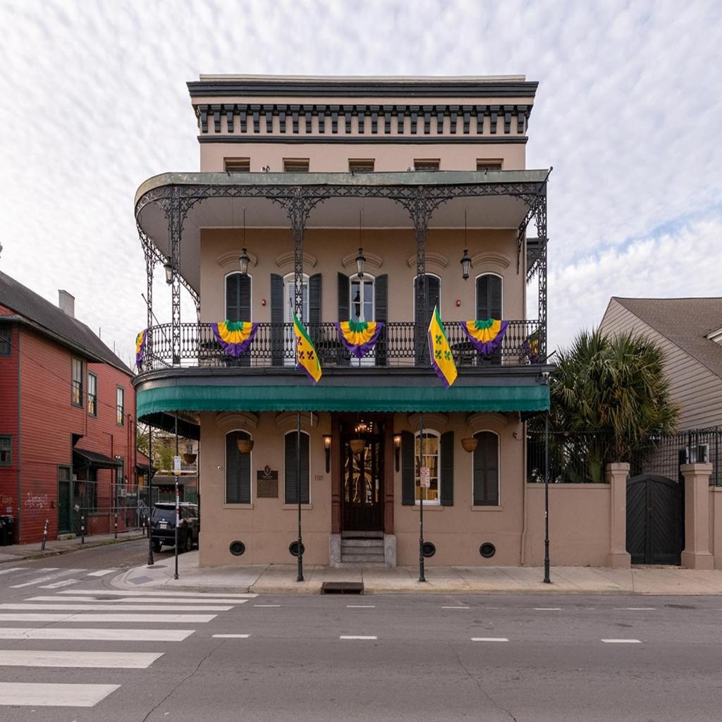 French Quarter Suites Hotel New Orleans Dış mekan fotoğraf