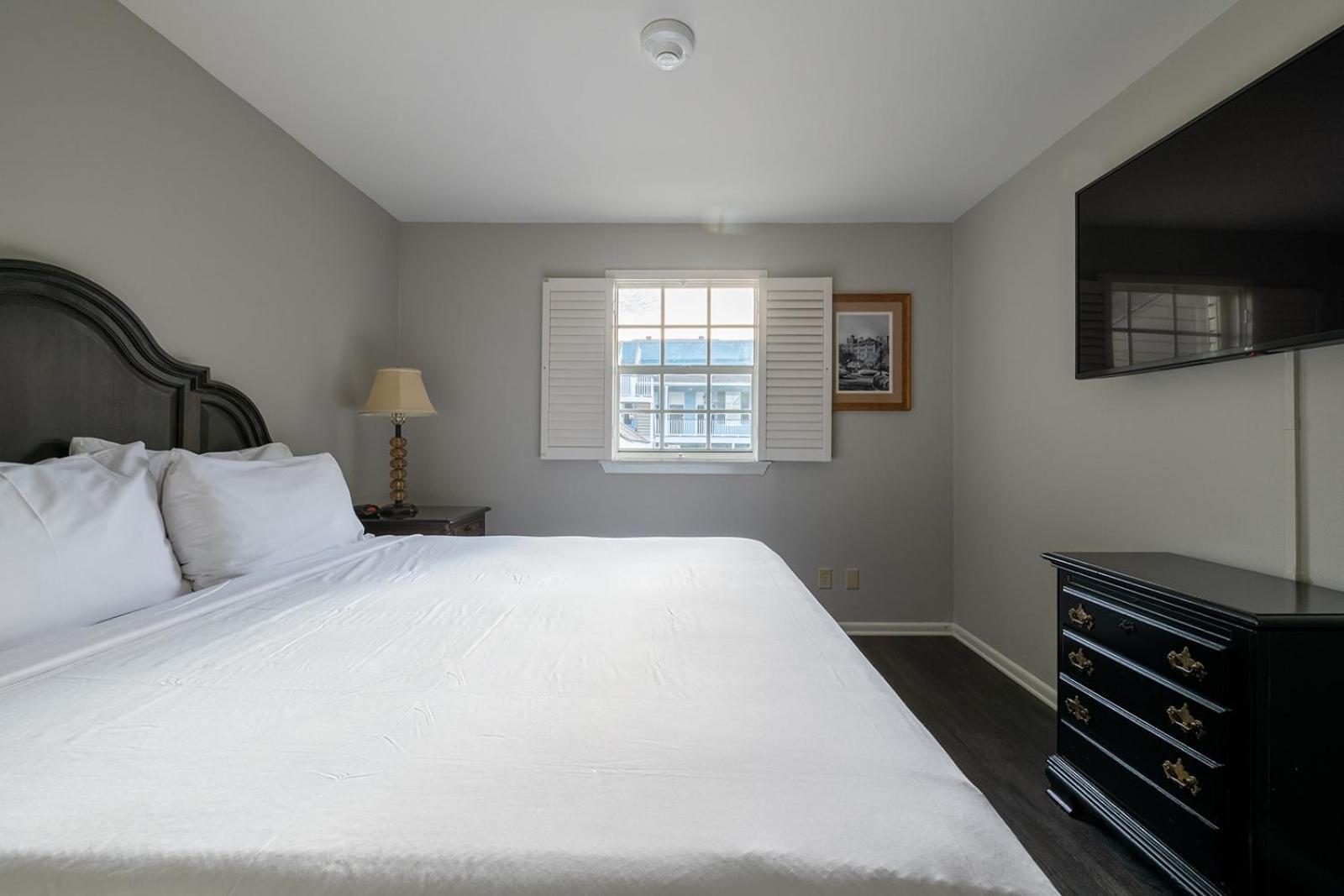 French Quarter Suites Hotel New Orleans Dış mekan fotoğraf