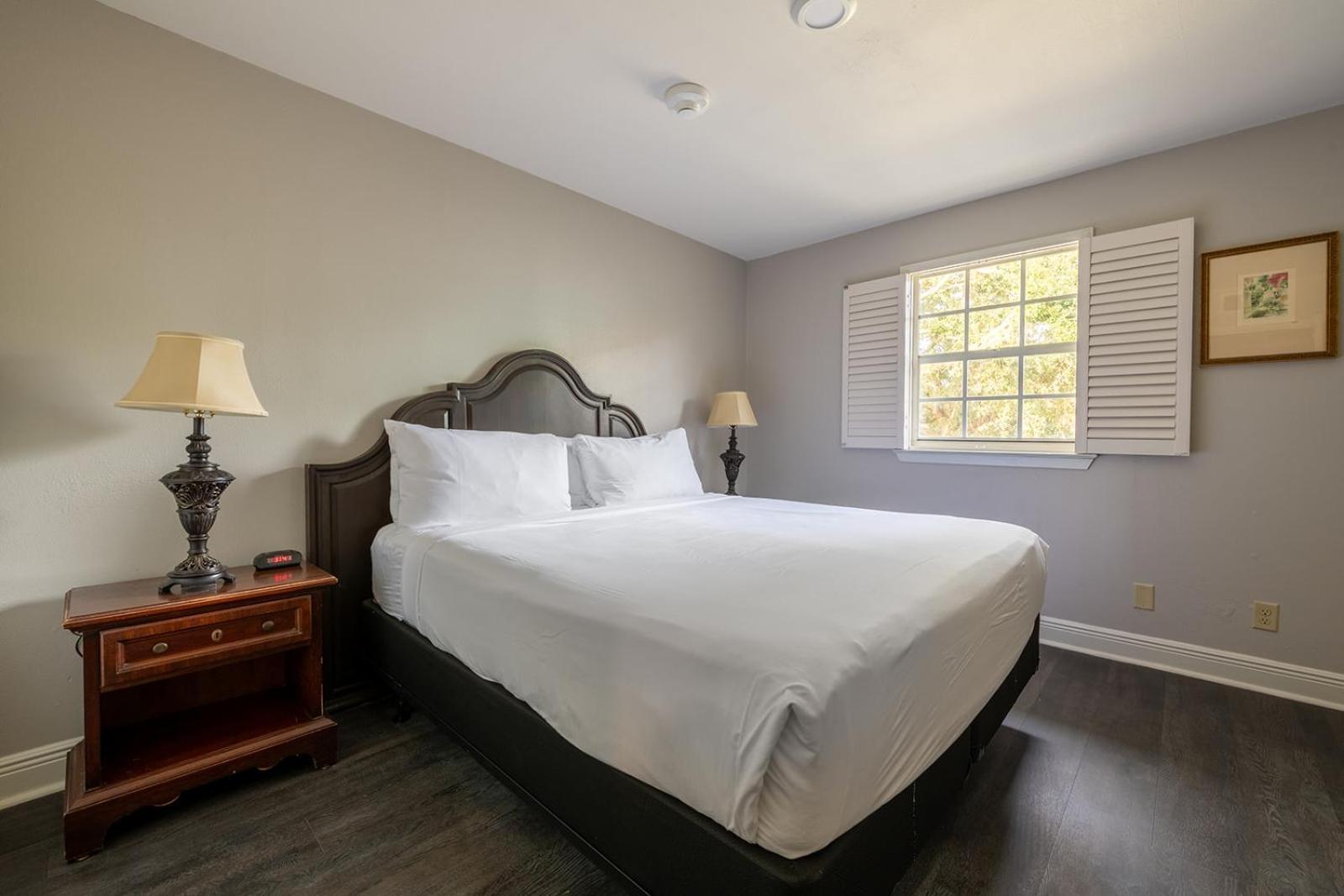 French Quarter Suites Hotel New Orleans Dış mekan fotoğraf