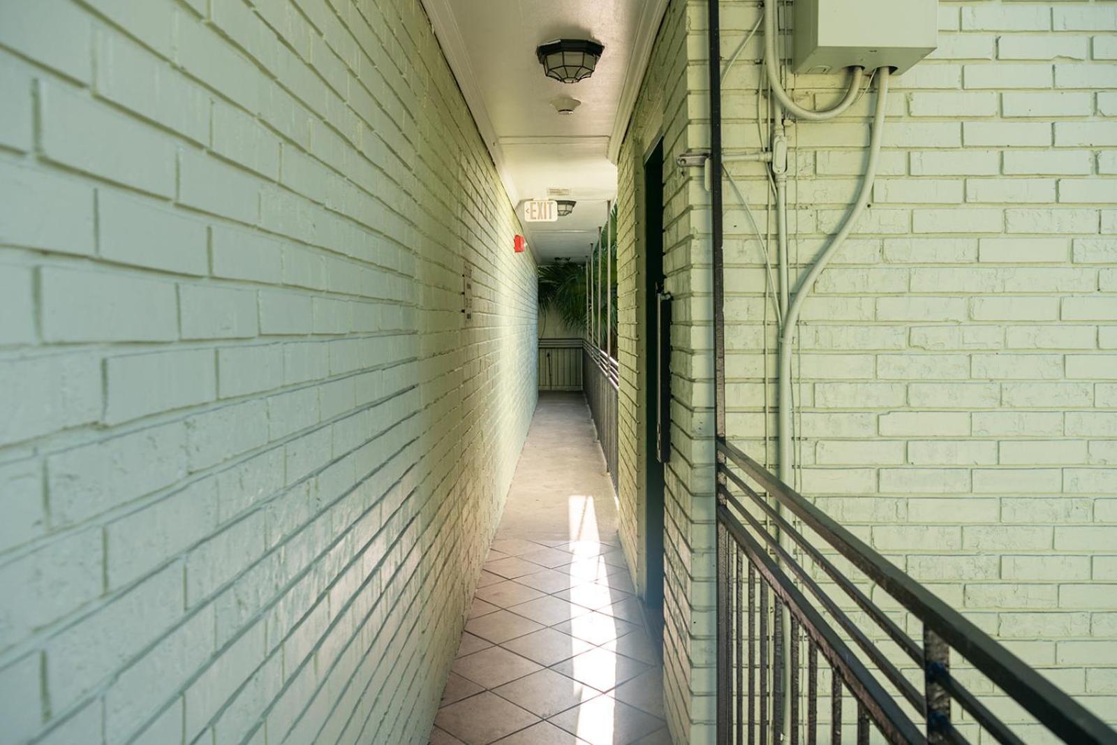 French Quarter Suites Hotel New Orleans Dış mekan fotoğraf