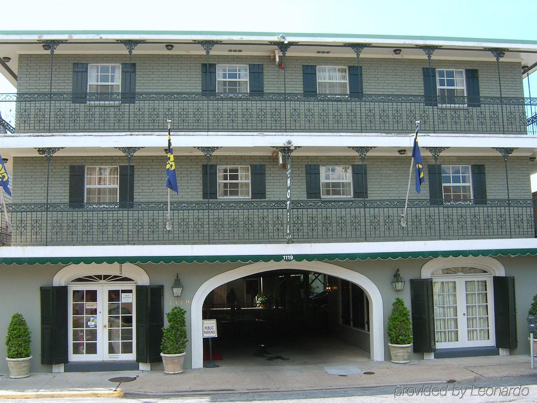 French Quarter Suites Hotel New Orleans Dış mekan fotoğraf